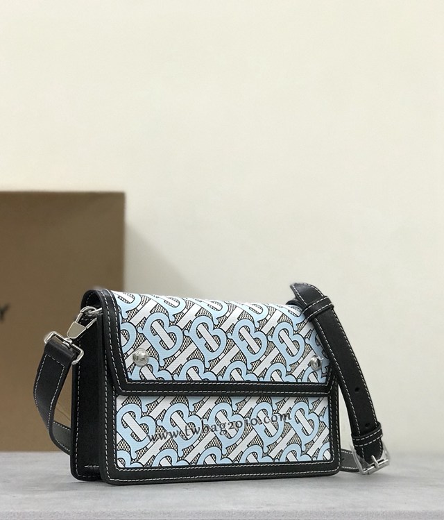 Burberry專門店新款精巧斜背包 巴寶莉品牌Horseferry印花女士肩背包 yxb1162